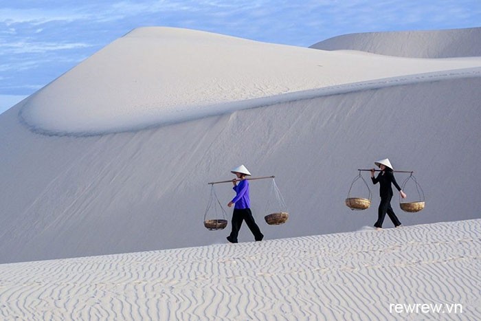 Sand Dunes Dalat Easy Riders To Mui Ne