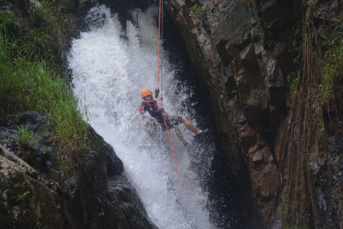 Vietnam Easy Riders – Rew Rew Adventures