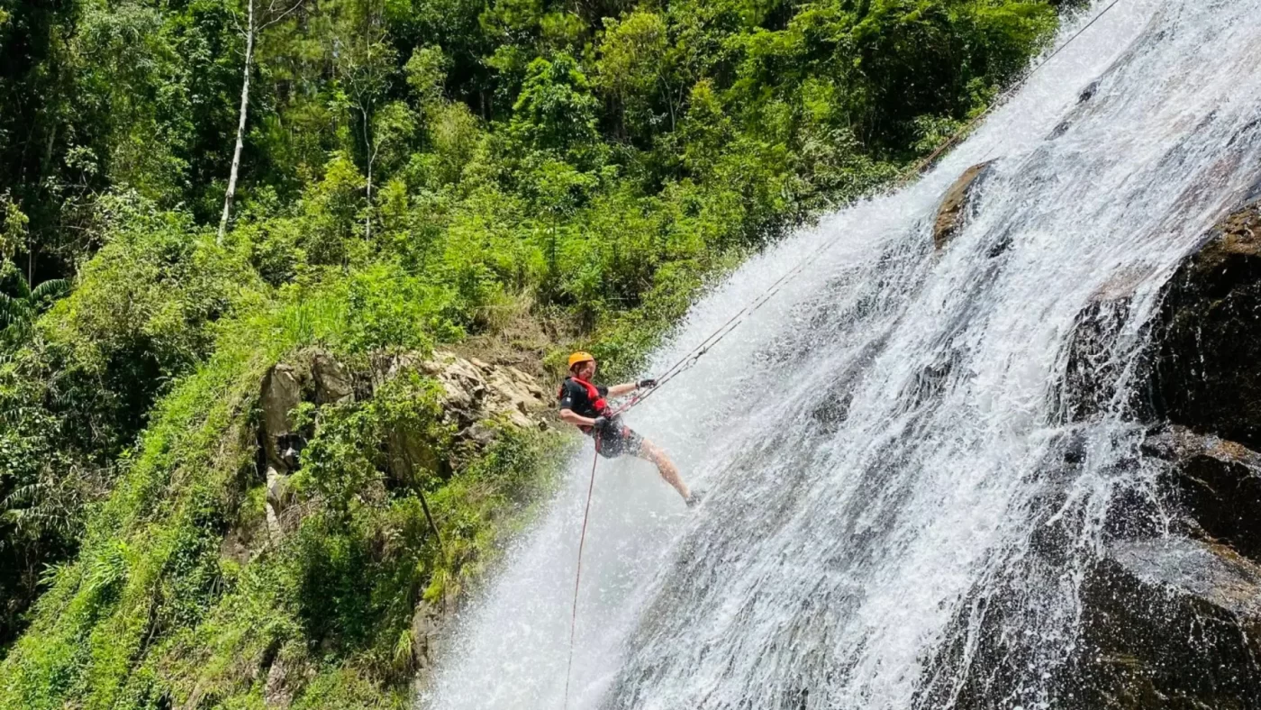 Vietnam Easy Riders – Rew Rew Adventures