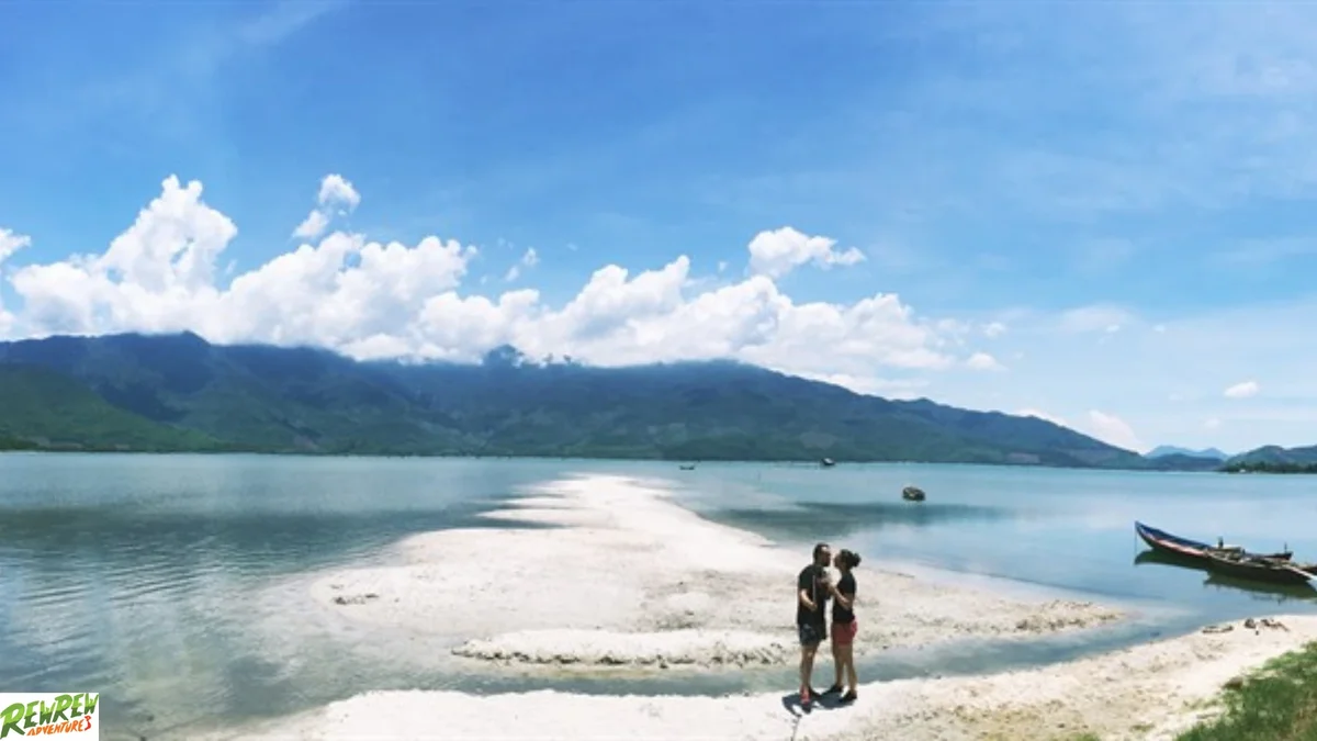 Hoi An to Hue Easy Rider Tour via Hai Van Pass – 1 Day 10