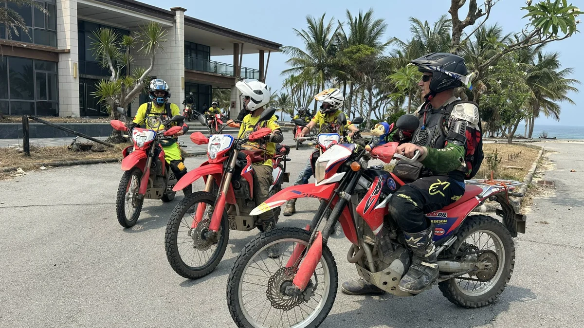 6-Day Northeast Vietnam Motorbike Loop from Hanoi