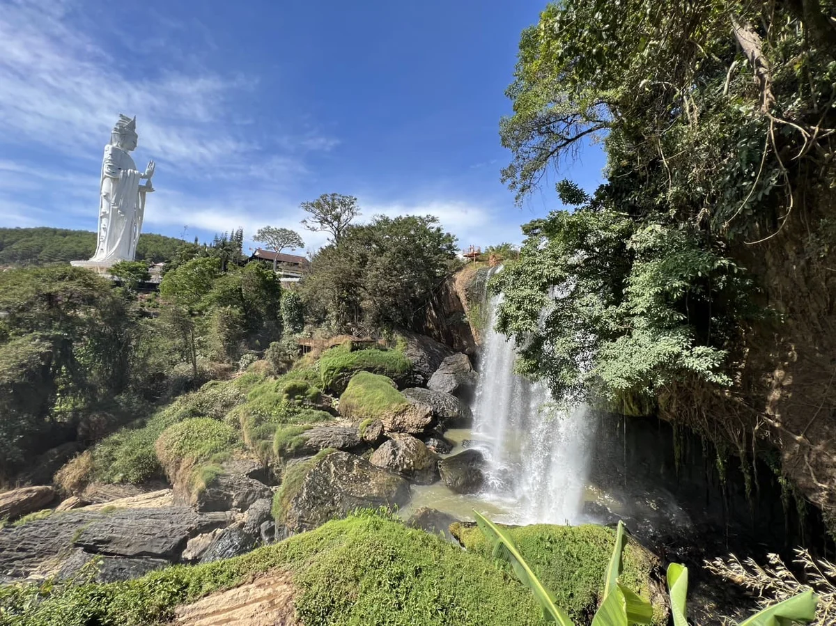 20-Day Saigon to Hanoi Vietnam Motorcycle Tour 19