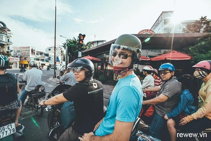 Package trip through Vietnam 10