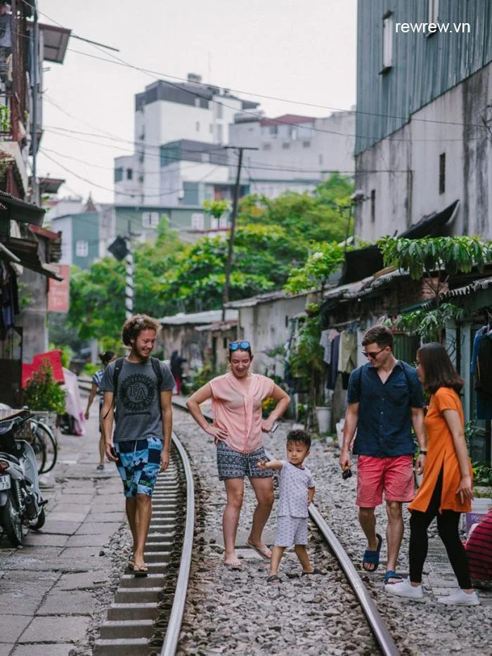 Package trip through Vietnam 2